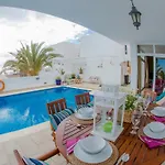 公寓 Wake Up With The Sea! Enjoy Private Pool! 宏达海滩