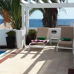 公寓 Wake Up With The Sea! Enjoy Private Pool!