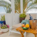 公寓 Wake Up With The Sea! Enjoy Private Pool!