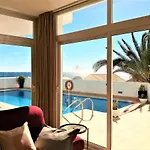 公寓 Wake Up With The Sea! Enjoy Private Pool!