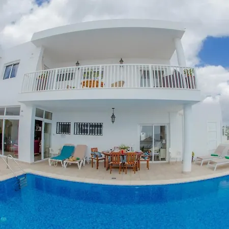 公寓 Wake Up With The Sea! Enjoy Private Pool! *