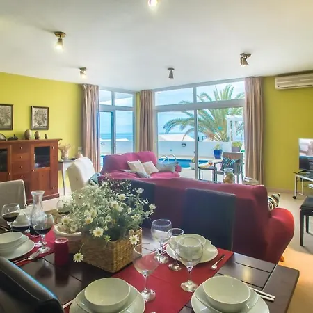 公寓 Wake Up With The Sea! Enjoy Private Pool! 宏达海滩