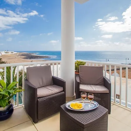 Wake Up With The Sea! Enjoy Private Pool! 公寓